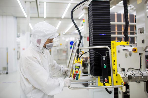1635130552756338.jpg 锂电原材料价格持续上涨 电池厂商盈利能力承压